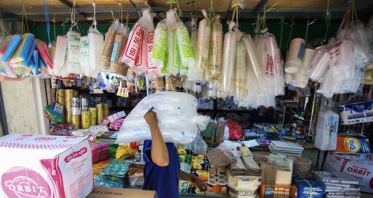 Harga Plastik Melonjak Drastis Akibat Konflik Global