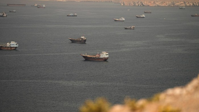 BBM Non-Subsidi Berpotensi Turun, Airlangga Tunggu Dampak Pembukaan Selat Hormuz