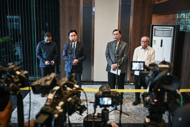 Luhut Singgung Sikap Indonesia soal Ekspor Gas ke Singapura